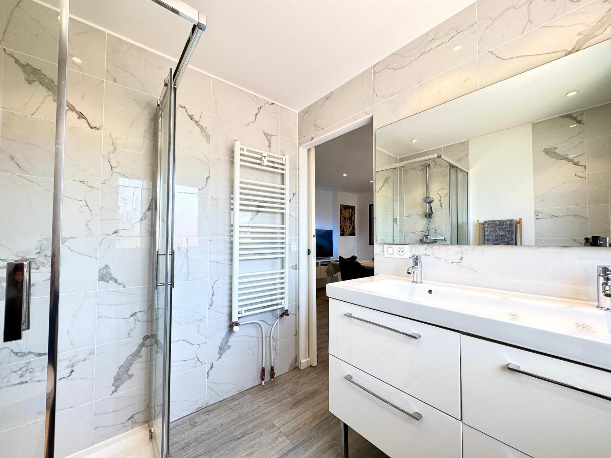 Apartment Le Saint-jean By Scls Locations Cannes